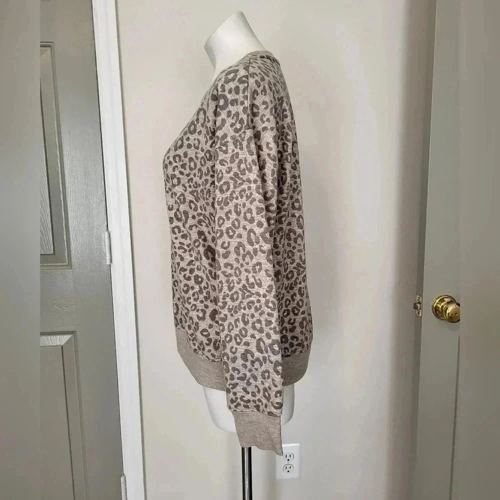 SPLENDID Leopard Print Relaxed Fit Sweatshirt(M)